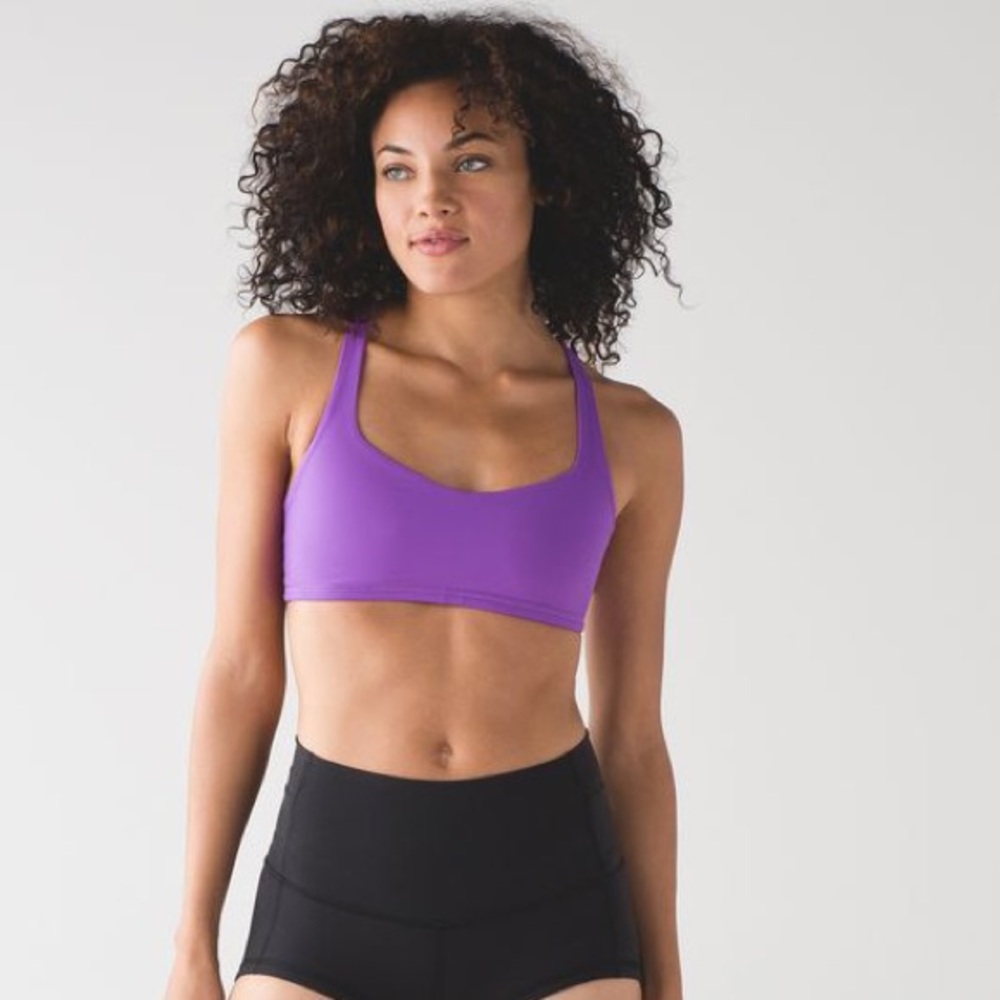 Lululemon free to be bra